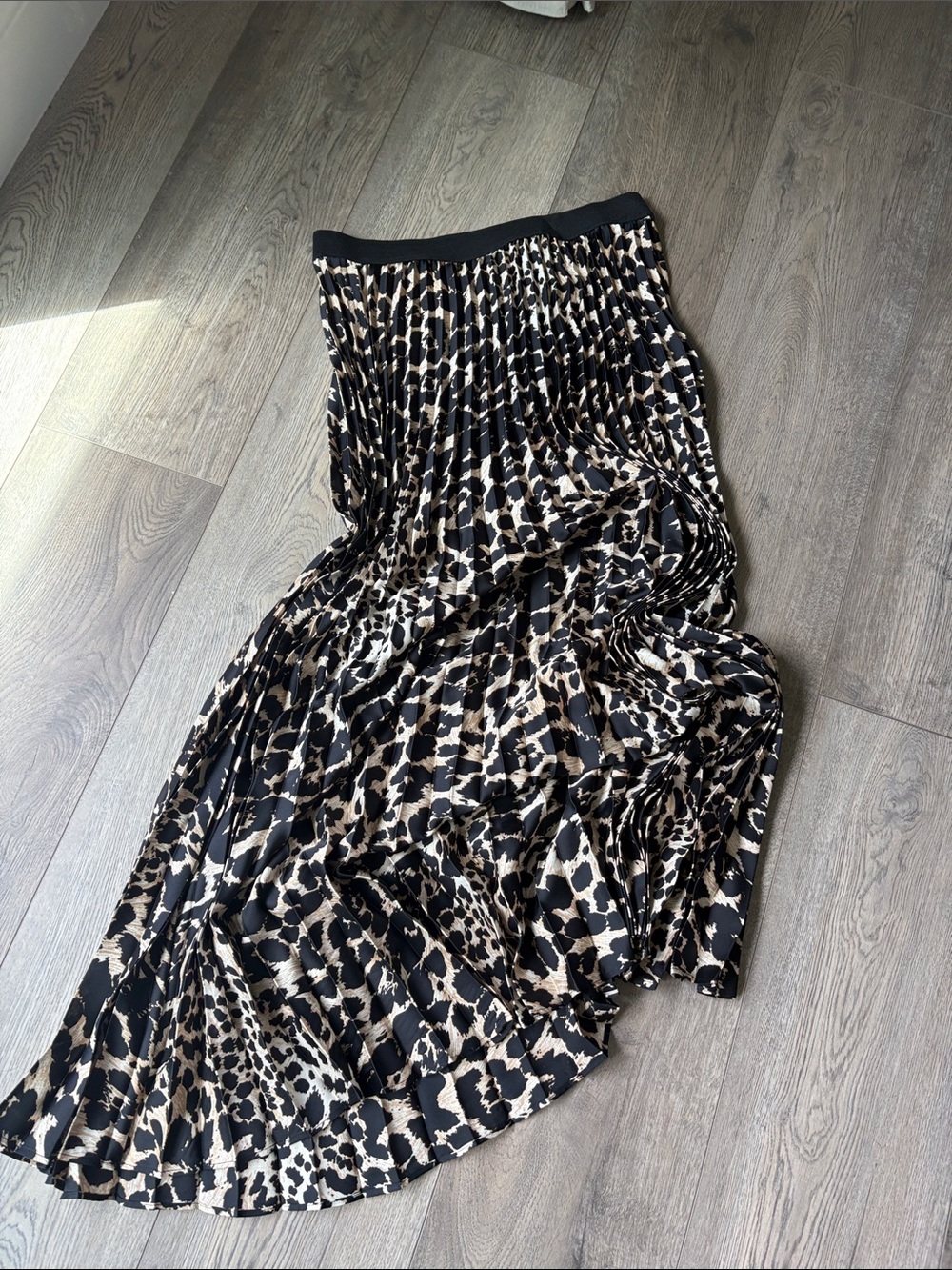Jaclyn Smith Leopard-Print Pleated Maxi Skirt - Black & Tan